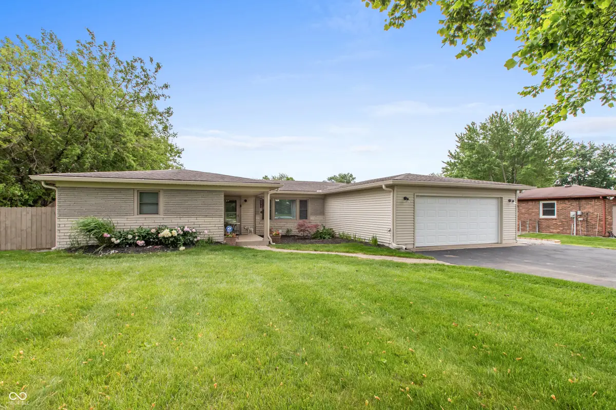 5421 Mendenhall Road, Indianapolis, IN 46241 - #1