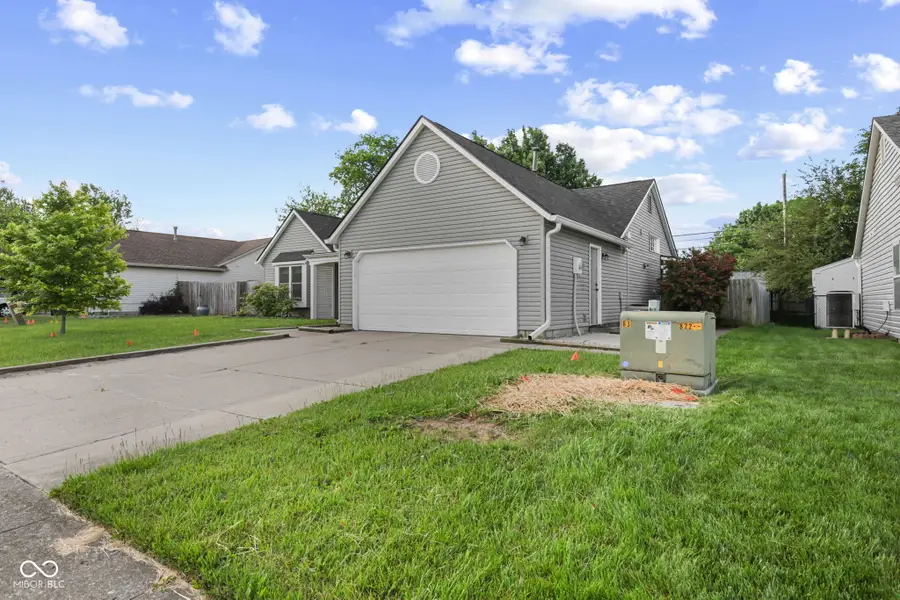 191 Suncrest Drive, Greenwood, IN 46143 - #2