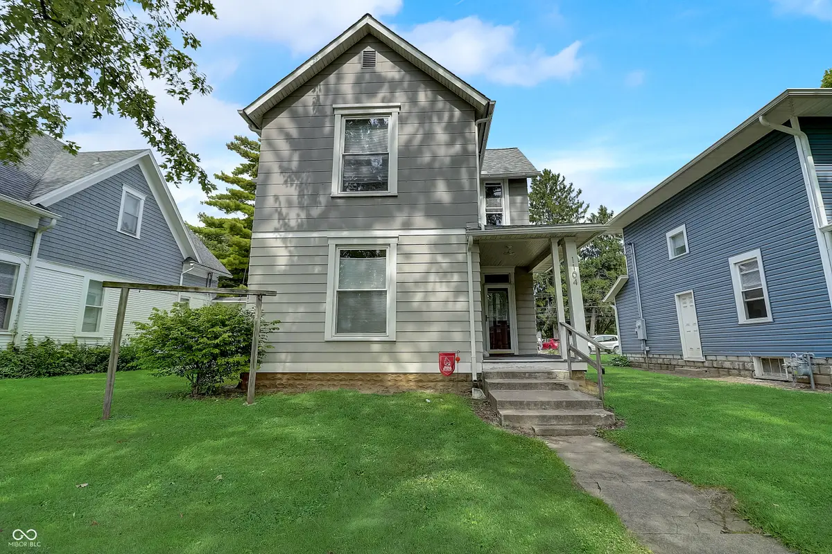 1104 W Ashland Avenue, Muncie, IN 47303 - #1