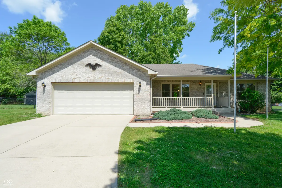 684 Benjamin Franklin Court, Nineveh, IN 46164 - #1