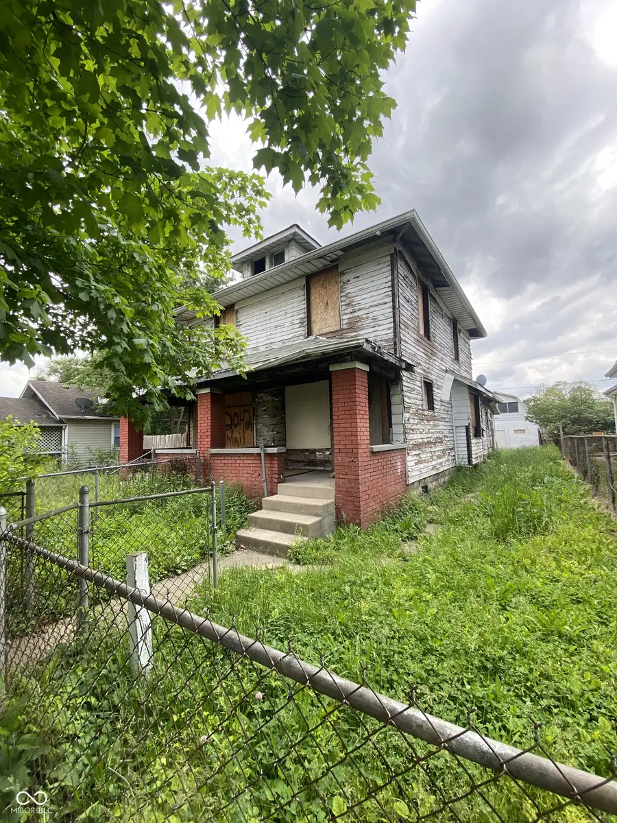 2042 E Adams Street, Indianapolis, IN 46218 - #3