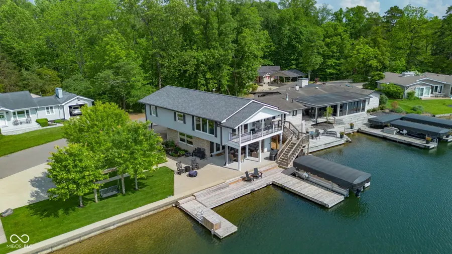 9082 W Tulip Drive, Columbus, IN 47201 - #3