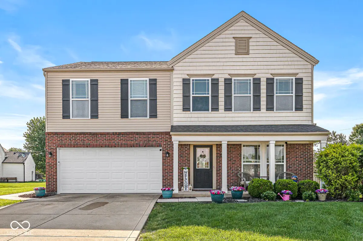 8595 Harlekin Court, Avon, IN 46123 - #1