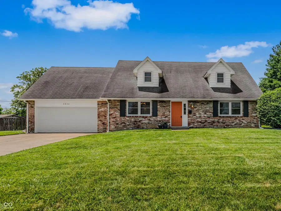 3232 Fairlawn Drive, Columbus, IN 47203 - #3