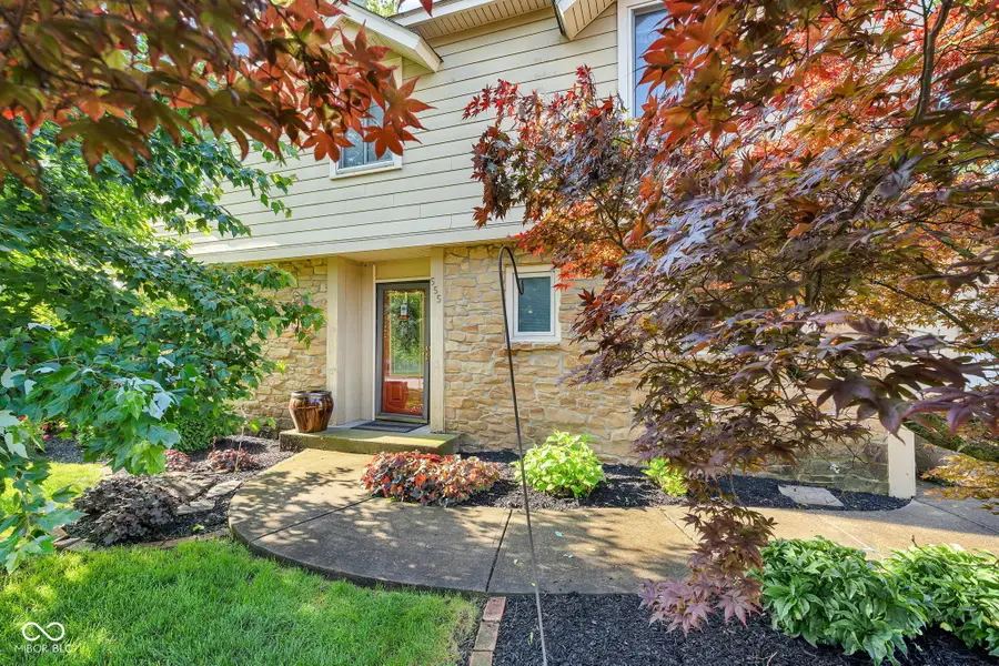 555 Meadow Drive, Danville, IN 46122 - #2