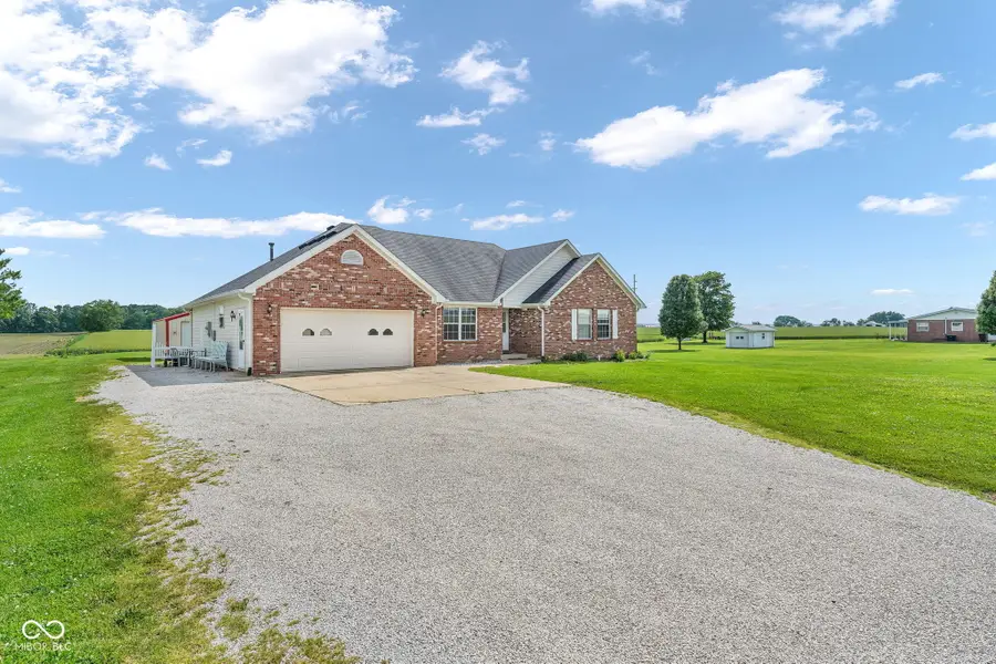 965 W Pearl Street, Trafalgar, IN 46181 - #2