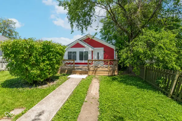 55 N 15th Avenue, Beech Grove, IN 46107