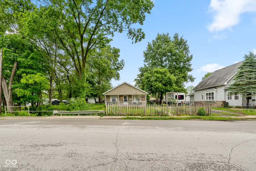 300 E Washington Street, Mooresville, IN 46158 - #2