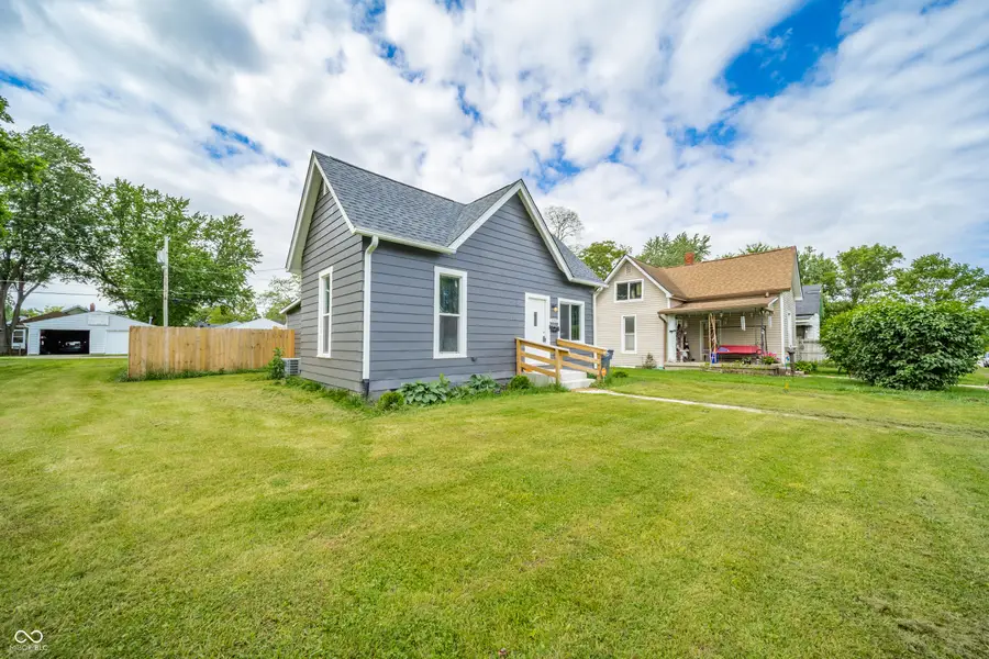 1217 W 6th Street, Anderson, IN 46016 - #3