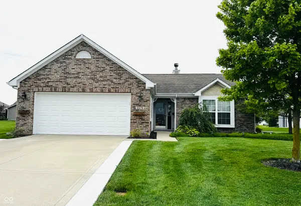 2275 Spring Dipper Drive, Greenfield, IN 46140