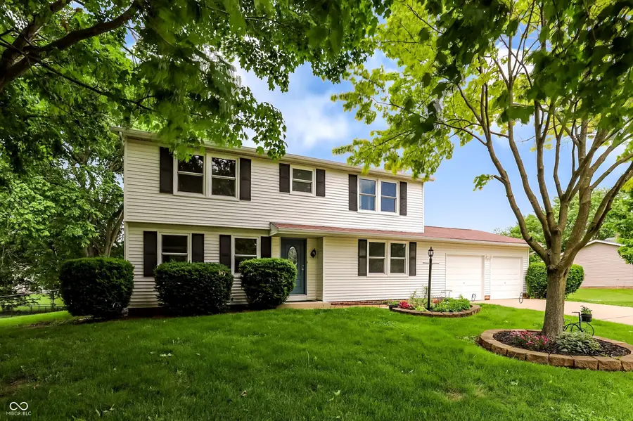 11357 Wood Creek Drive, Carmel, IN 46033 - #2