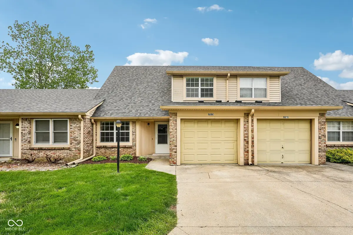 525 Paradise Way E #C, Greenwood, IN 46143 - #1