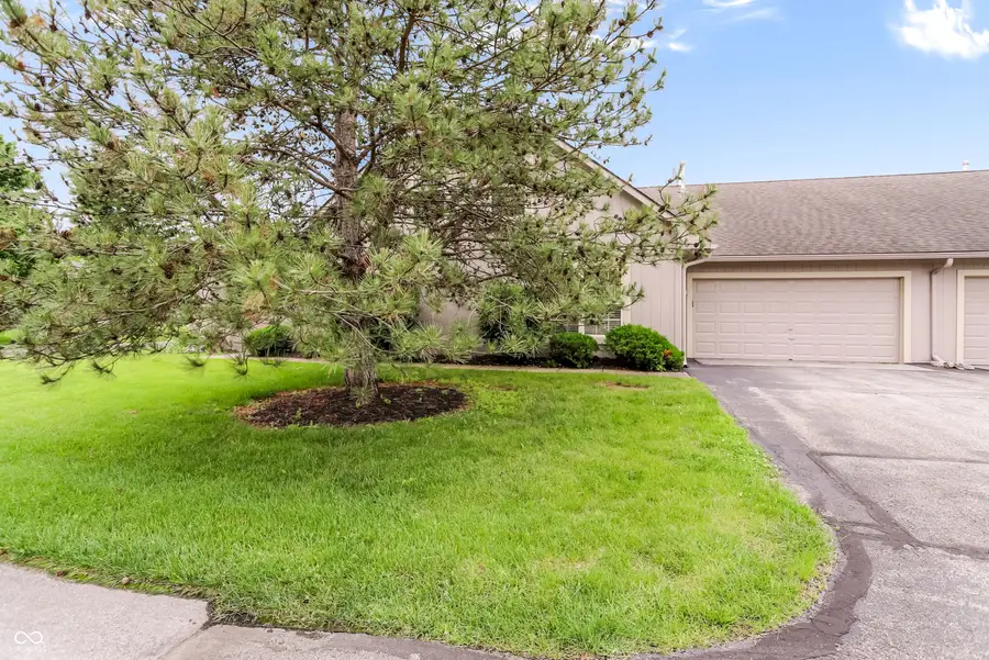 4726 Bridgefield Drive, Indianapolis, IN 46254 - #3