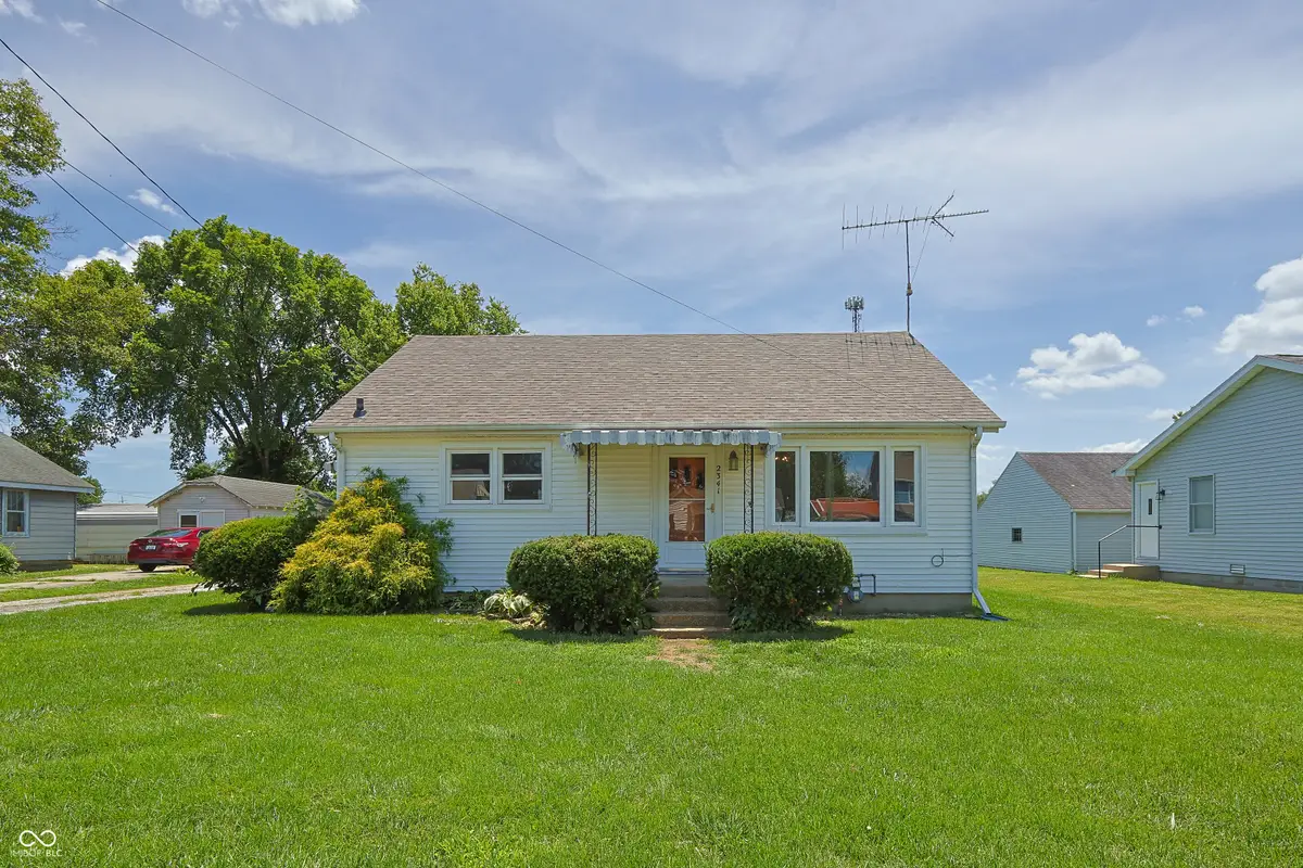 2341 Indiana Avenue, Columbus, IN 47201 - #1