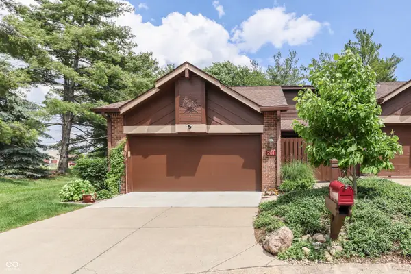 201 Brighton Court, Greenwood, IN 46143
