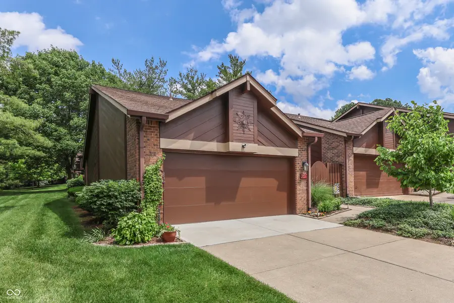 201 Brighton Court, Greenwood, IN 46143 - #3