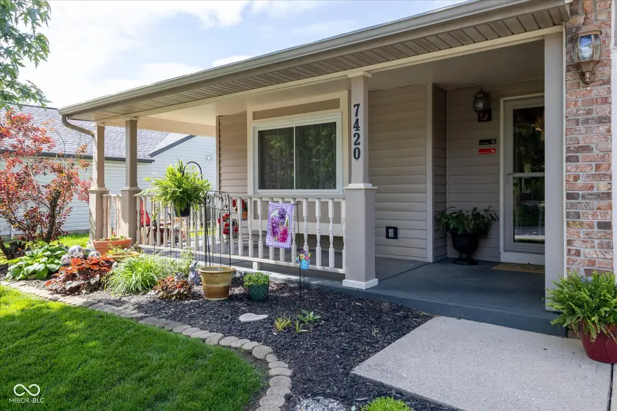 7420 Glensford Drive, Avon, IN 46123 - #2
