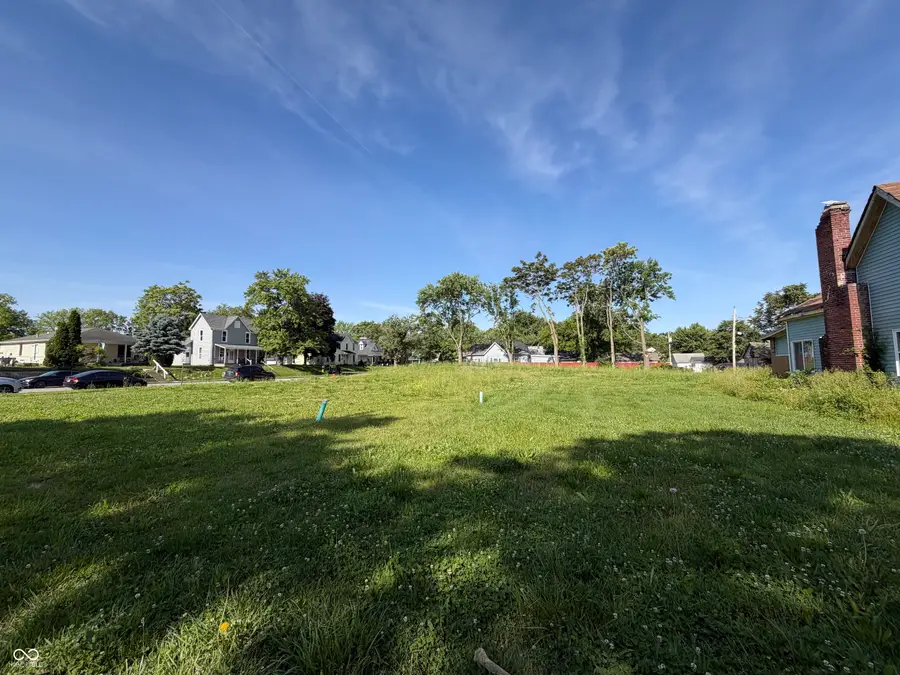 327 S Madison Avenue, Anderson, IN 46016 - #2