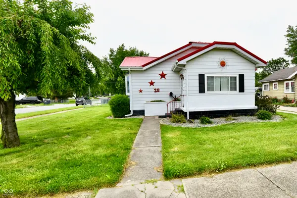 28 W 38th Street, Anderson, IN 46013