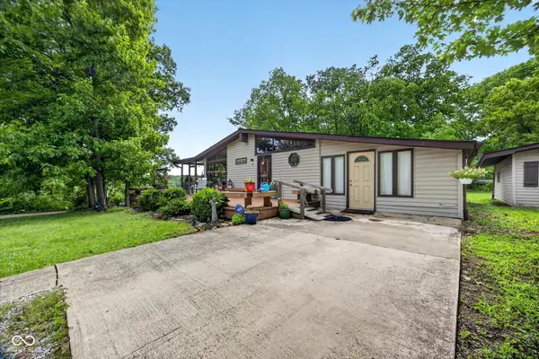 242 Tuck A Way Ridge Drive, Nashville, IN 47448