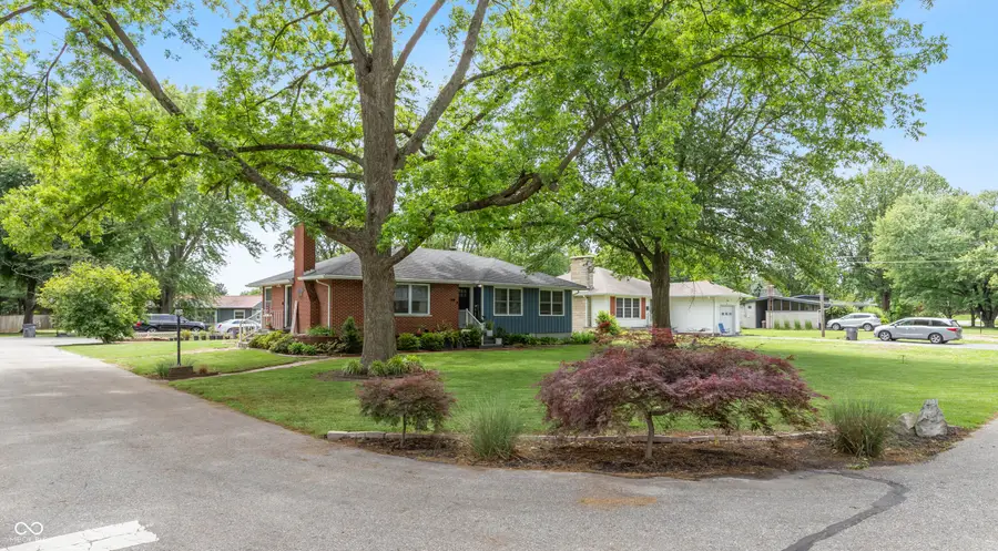 901 North Drive, Seymour, IN 47274 - #2