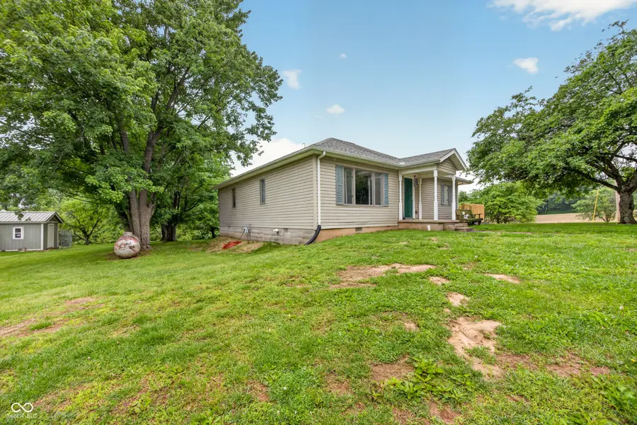 6806 N 500 W, Worthington, IN 47471 - #2