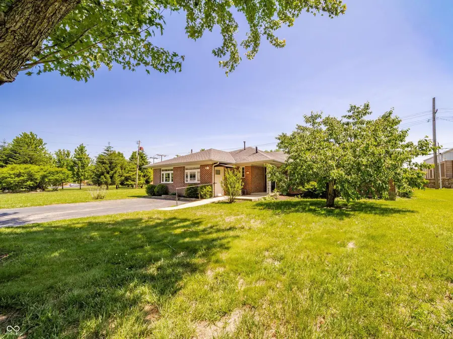 600 N Alden Road, Muncie, IN 47304 - #2
