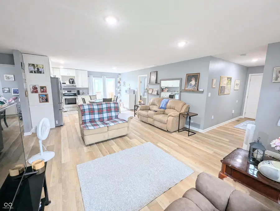 327 W Davis Street, Greensburg, IN 47240 - #3