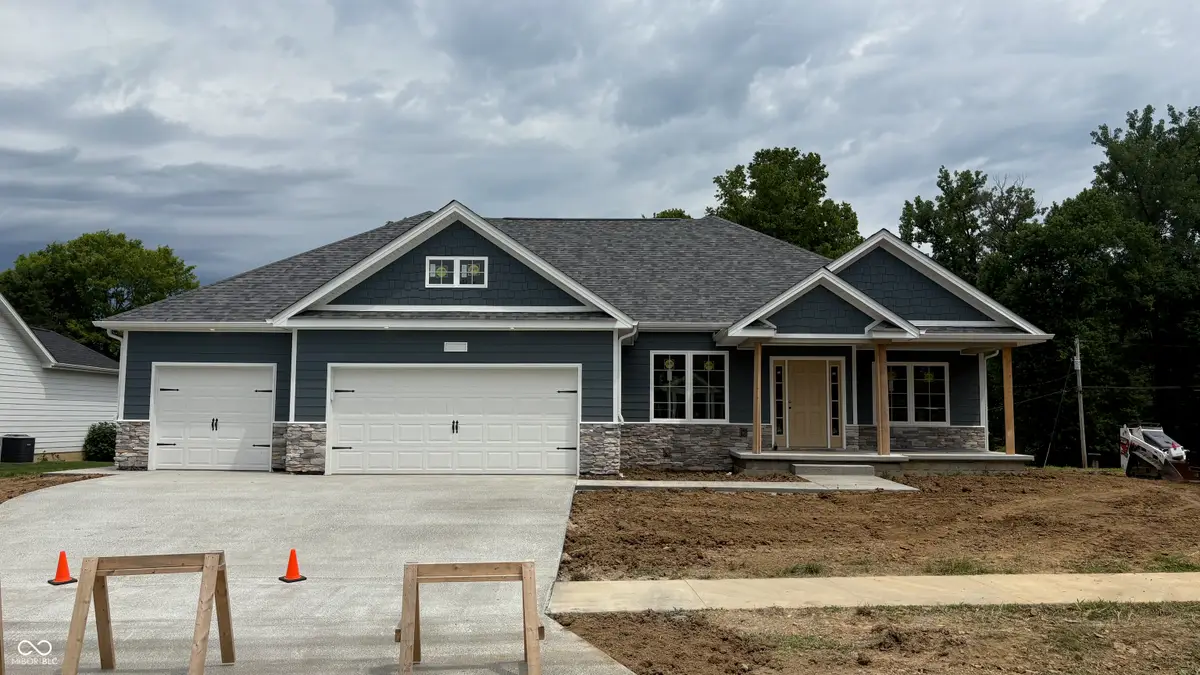 5026 Stonehaven Lane, Columbus, IN 47201 - #1