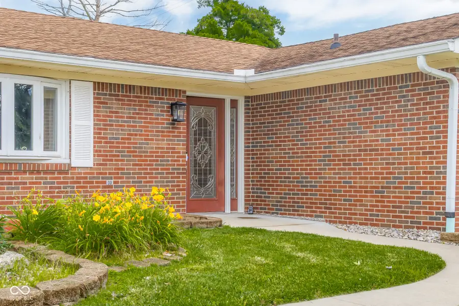 4730 Woodcrest Drive, Columbus, IN 47203 - #2