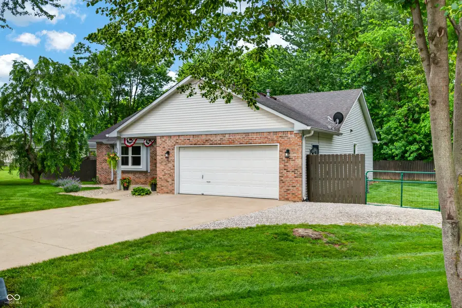 200 Raymond Court, Morgantown, IN 46160 - #2