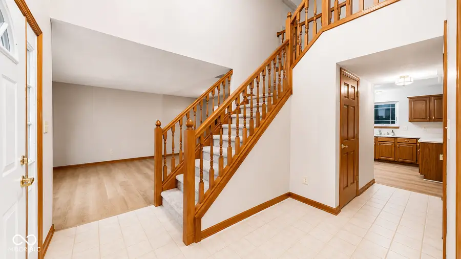 1237 Luce Creek Circle, Greenwood, IN 46142 - #3