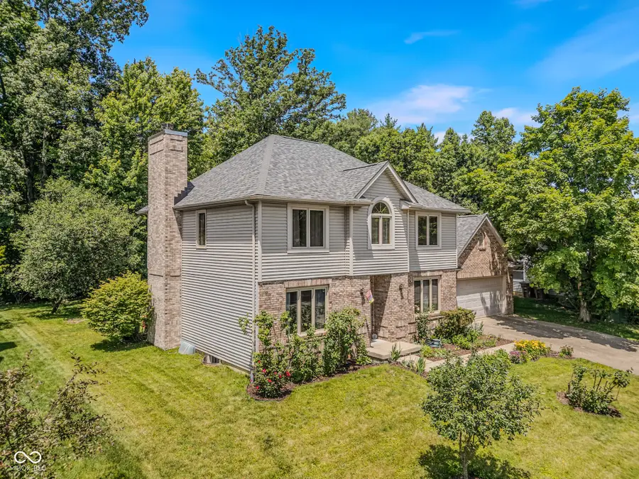6064 Acorn Drive, Columbus, IN 47201 - #2