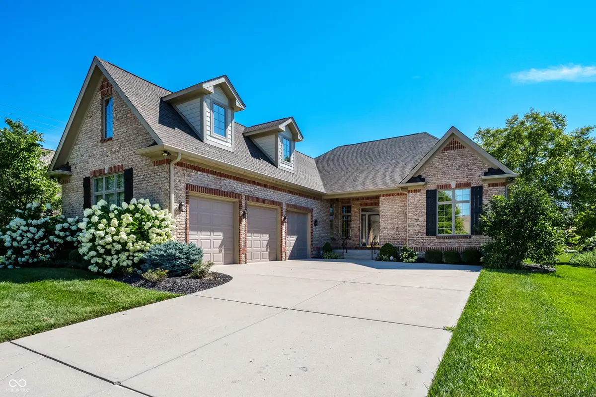 11561 Glen Ridge Circle, Fishers, IN 46037 - #1
