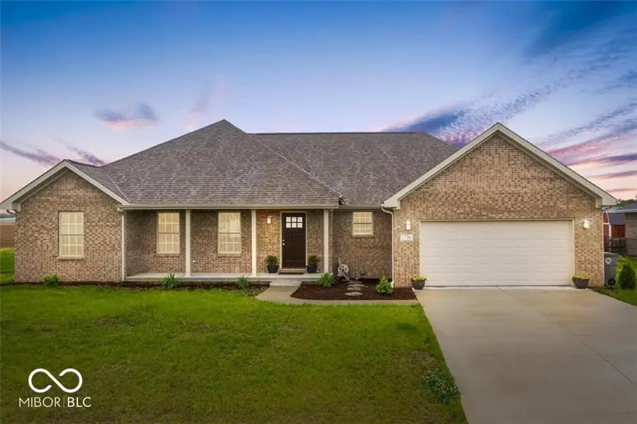 1756 Bell Ford Drive W, Seymour, IN 47274 - #2