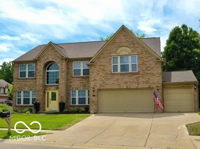 4092 S Stonebridge Court, New Palestine, IN 46163 - #2