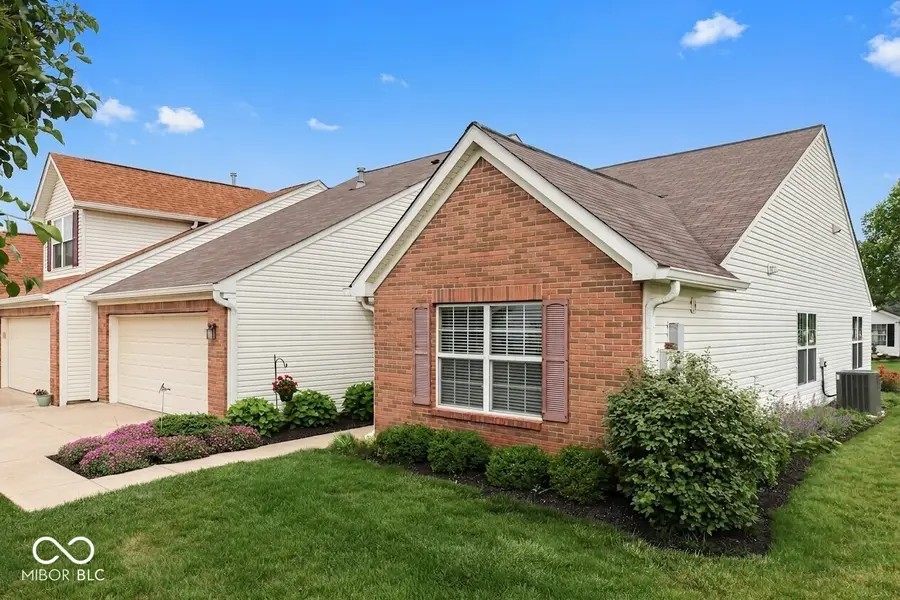 1448 Hamilton Drive, Greenwood, IN 46143 - #2