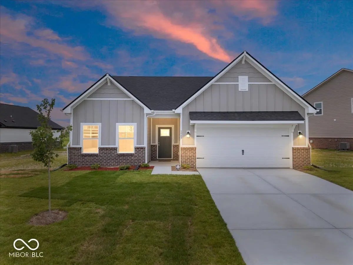 1549 Little Rodeo Place, Greenwood, IN 46143 - #1