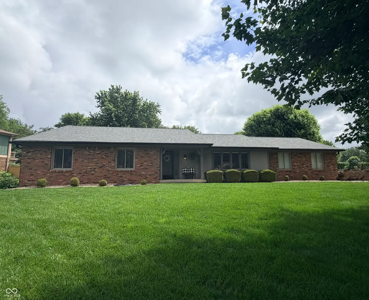 325 Rolling Trails Road, Greenwood, IN 46142 - #1