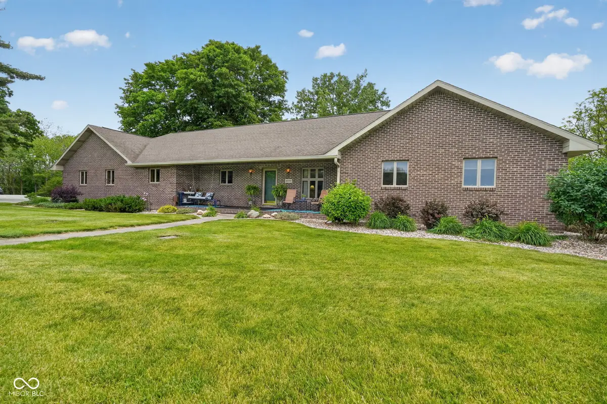 152 N Antioch Road, Waynetown, IN 47990 - #1