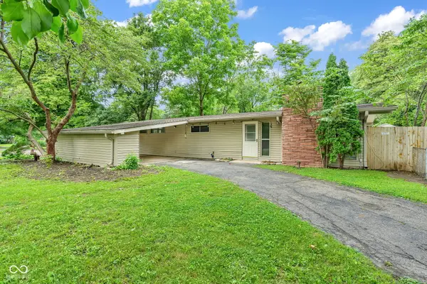9105 Washington Boulevard, Indianapolis, IN 46240