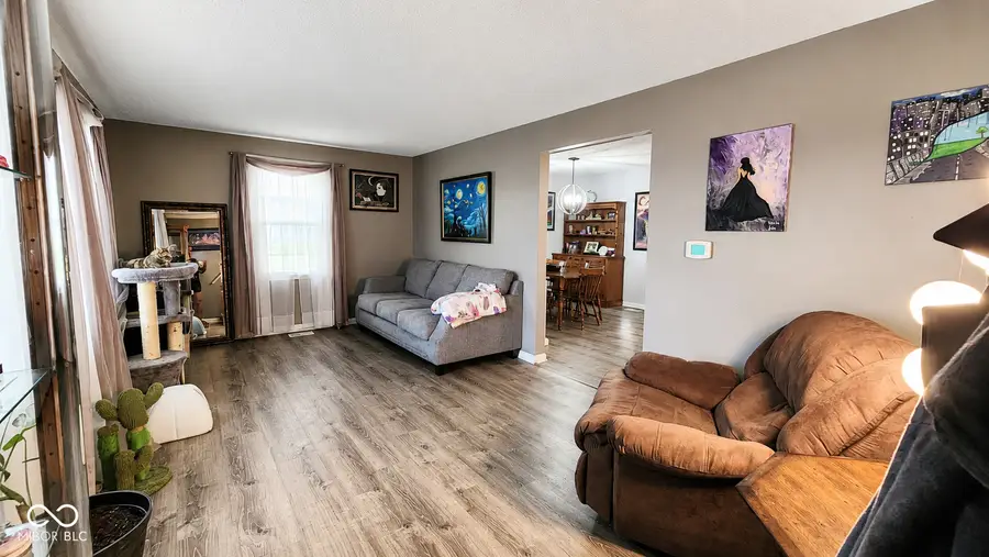 820 Maplewood Drive, Seymour, IN 47274 - #2