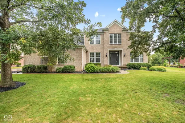 13686 Monique Drive, Carmel, IN 46074