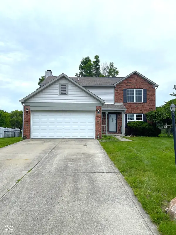 10522 Creekside Woods Drive, Indianapolis, IN 46239