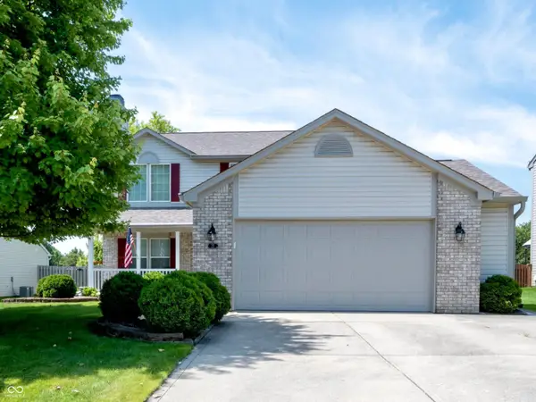 25 English Green, Westfield, IN 46074