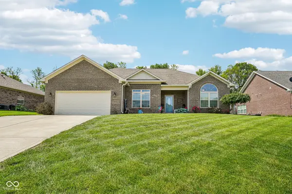4911 E Daisy Lane, Mooresville, IN 46158