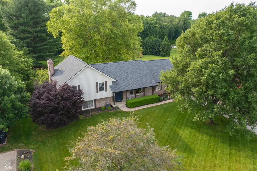 225 Southwind Way, Greenwood, IN 46142 - #2