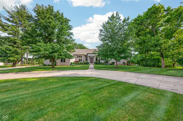 3355 W Carr Hill Road, Columbus, IN 47201