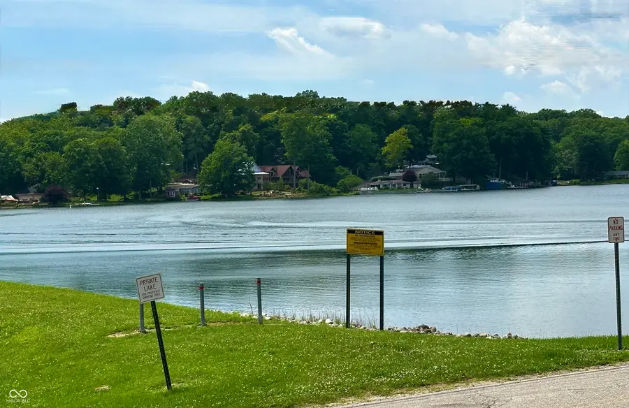 1535 E Shore Drive, Martinsville, IN 46151 - #3