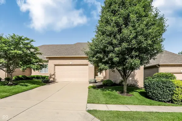 1472 Heron Ridge Boulevard, Greenwood, IN 46143
